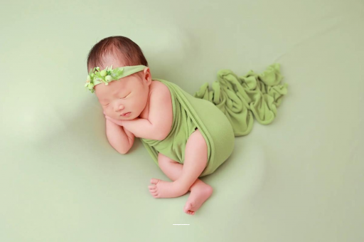 文昌宝宝拍嗝吐奶 文昌宝宝拍嗝吐奶